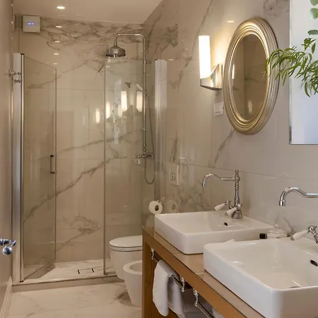 Beba - Luxury Boutique In The Centre