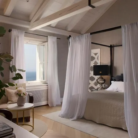 Beba - Luxury Boutique In The Centre